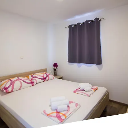 Campsite Luxury Mobile Homes Liza
