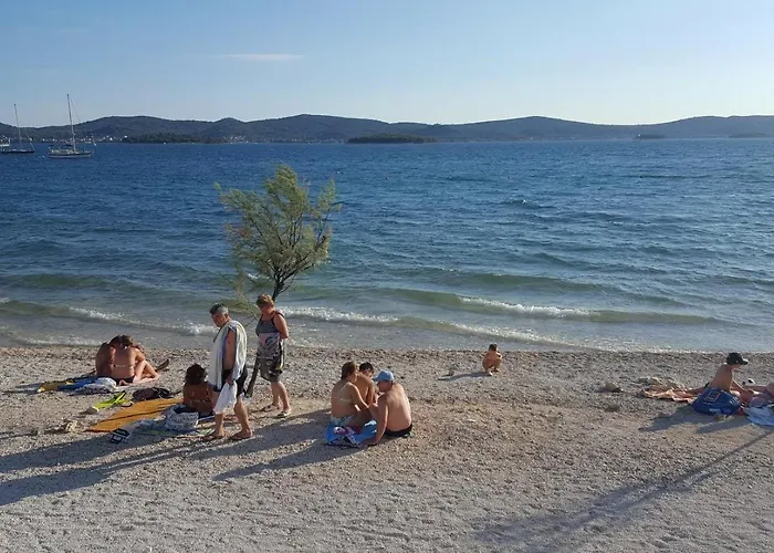 Camping Luxury Mobile Homes Liza 4*